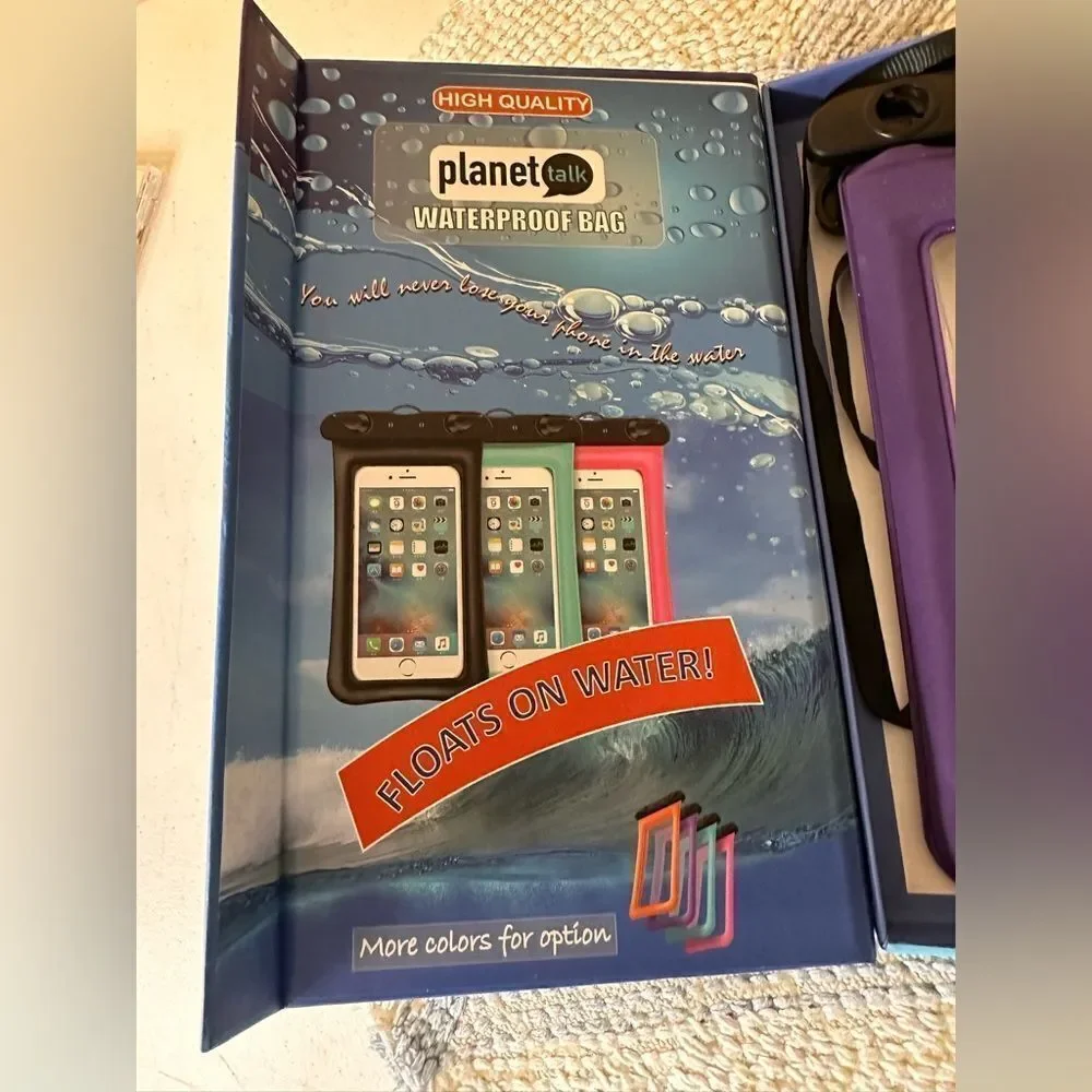 Planet earth waterproof cellphone holder
